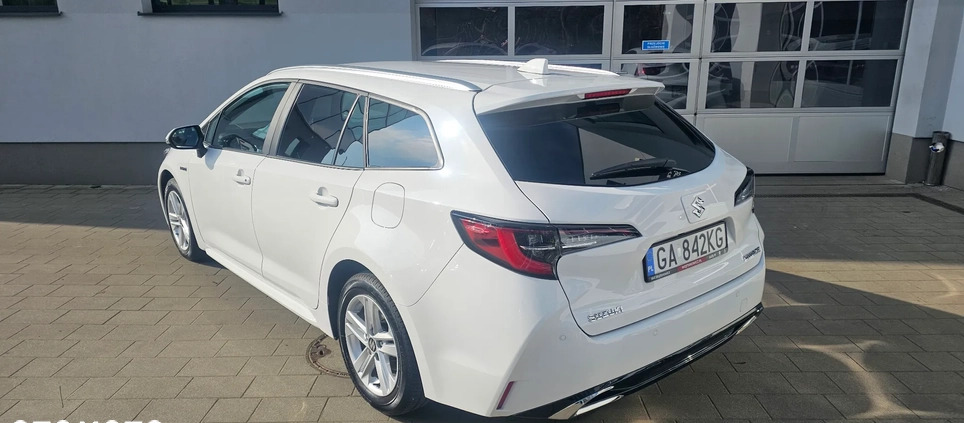 Suzuki Swace cena 126590 przebieg: 2600, rok produkcji 2023 z Gdynia małe 211